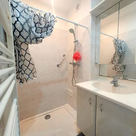 Apartman Elegant 3 Avec Parking